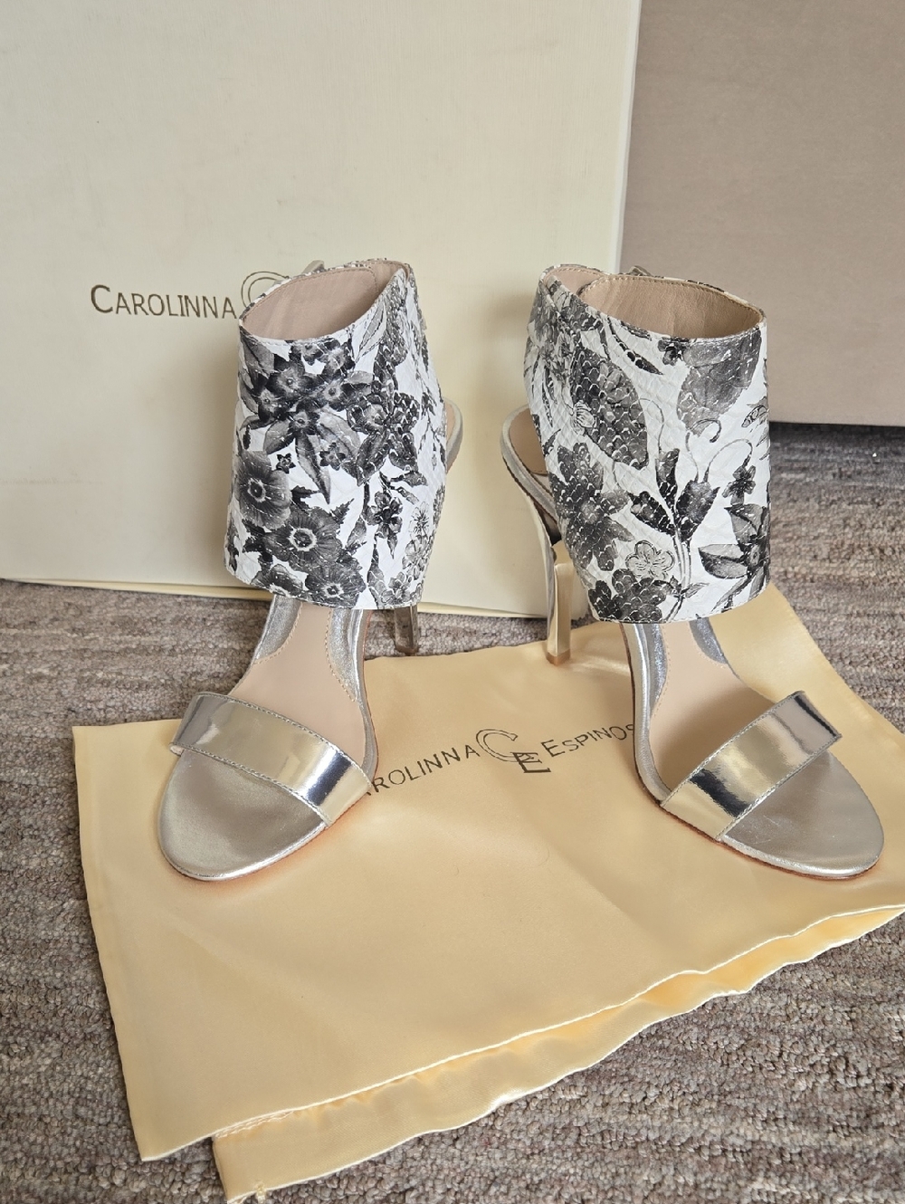 CAROLINNA ESPINOSA Floral Ankle-Cuff Heels